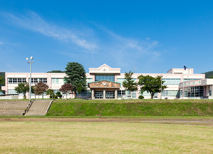 西目屋村小学校